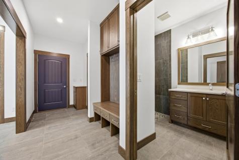 6490 Selkirk Drive S Fargo ND 58104