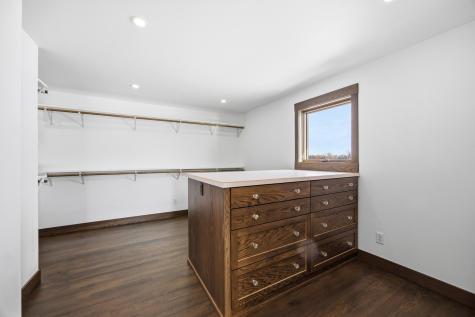 6490 Selkirk Drive S Fargo ND 58104