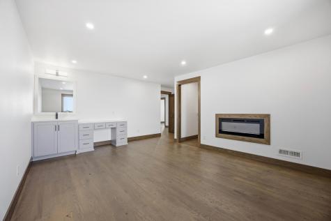6490 Selkirk Drive S Fargo ND 58104