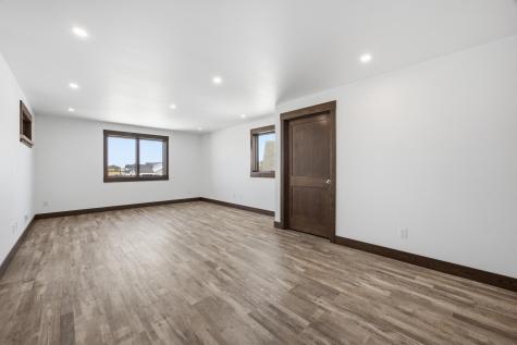 6490 Selkirk Drive S Fargo ND 58104