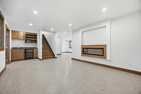 6490 Selkirk Drive S Fargo ND 58104