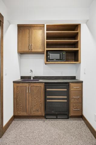 6490 Selkirk Drive S Fargo ND 58104