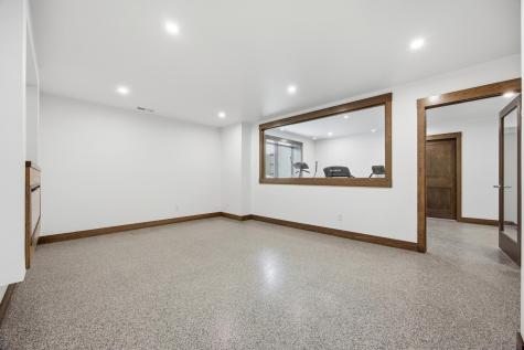 6490 Selkirk Drive S Fargo ND 58104