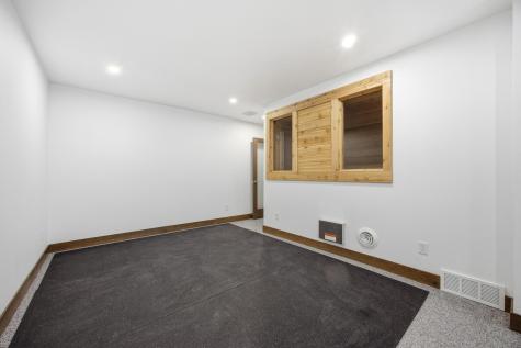 6490 Selkirk Drive S Fargo ND 58104