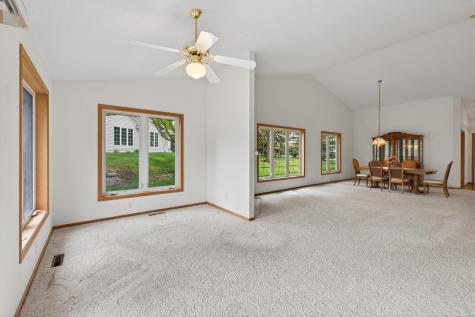 6437 Brook Lane Savage MN 55378