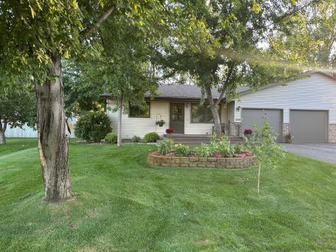 1208 Bridgeport Lane NW Alexandria MN 56308