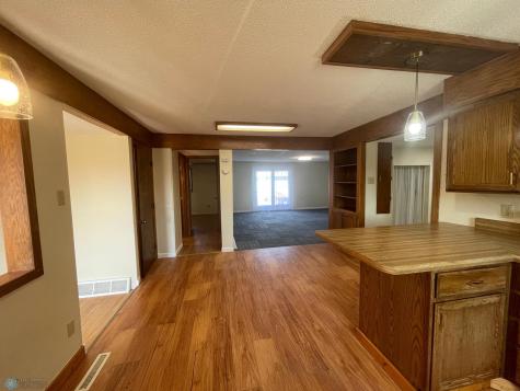 506 7th Avenue W Lisbon ND 58054