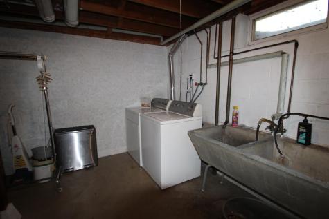 848 Dellwood Street S Cambridge MN 55008