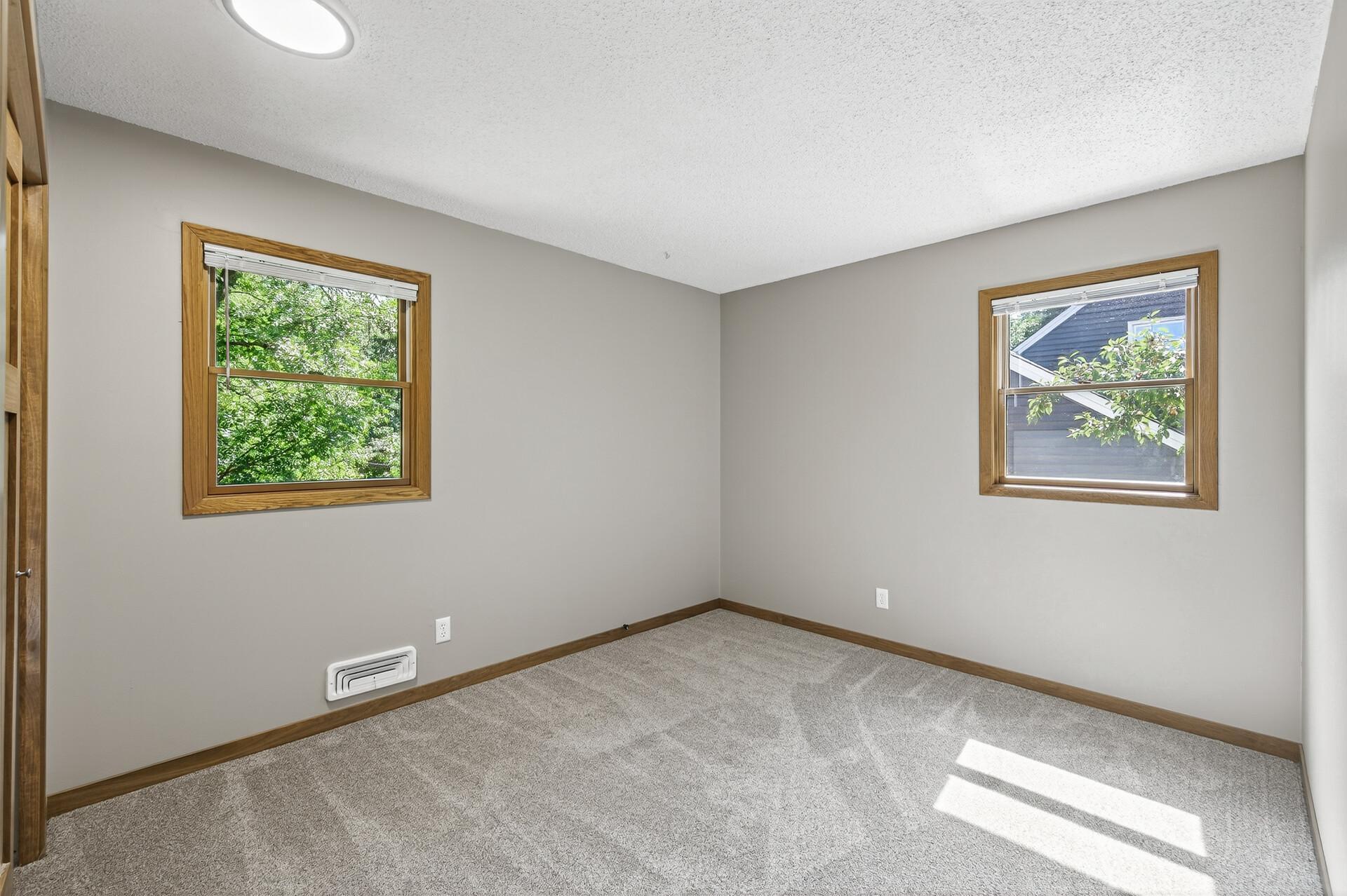 1224 8th Lane Anoka MN 55303