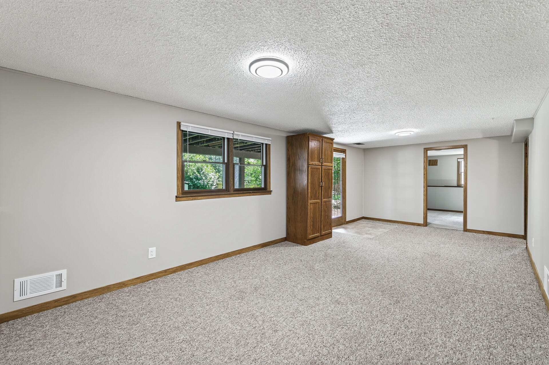 1224 8th Lane Anoka MN 55303