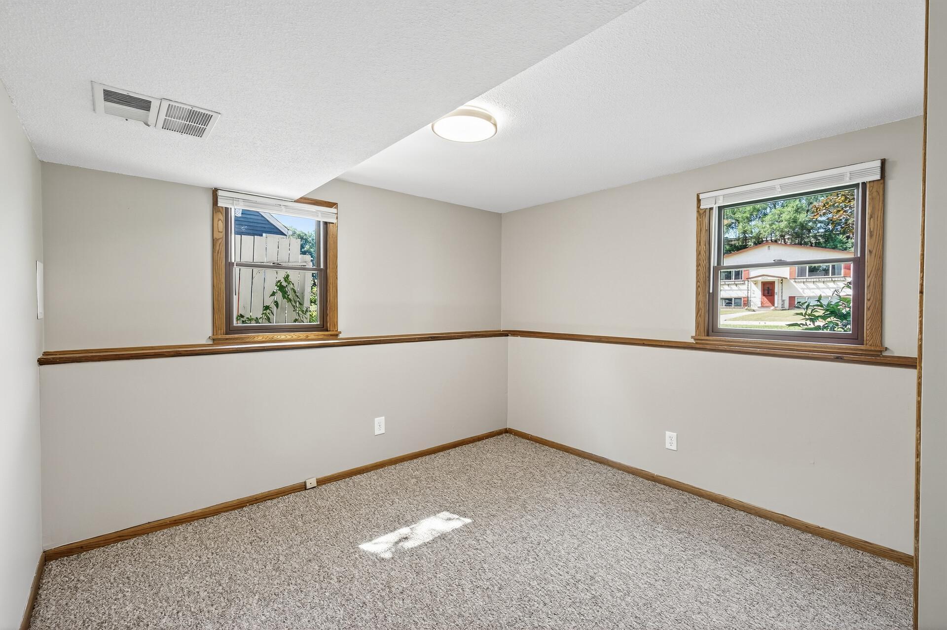 1224 8th Lane Anoka MN 55303