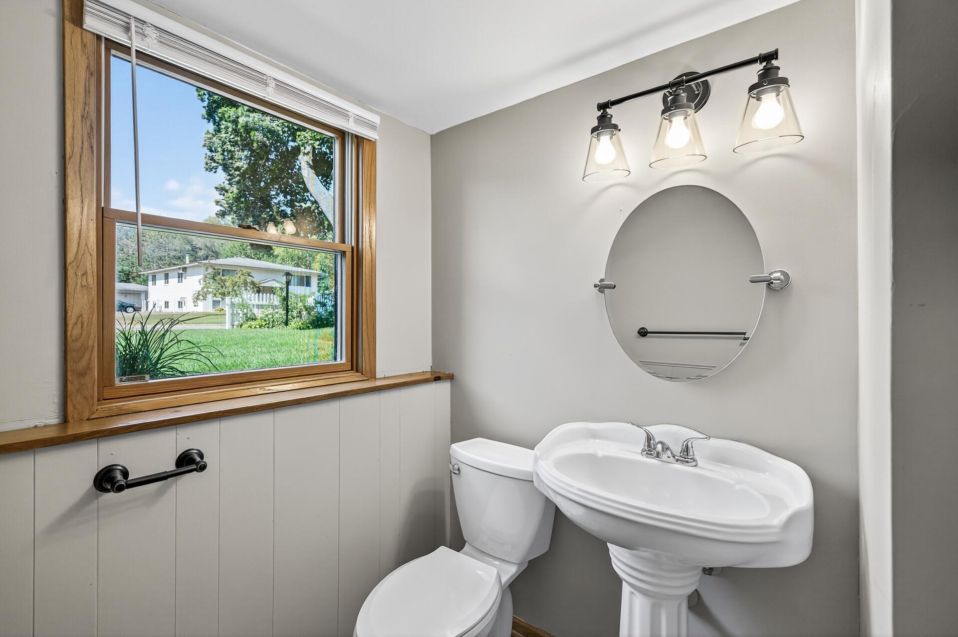 1224 8th Lane Anoka MN 55303