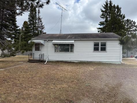 512 Memorial Drive Buhl MN 55713