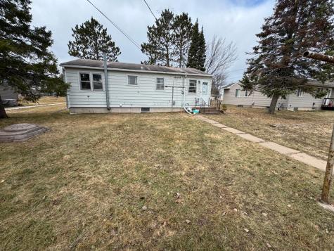 512 Memorial Drive Buhl MN 55713