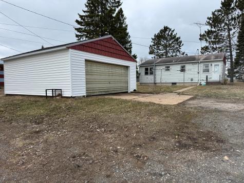 512 Memorial Drive Buhl MN 55713