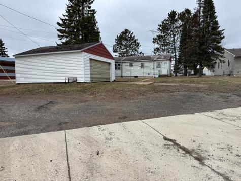 512 Memorial Drive Buhl MN 55713
