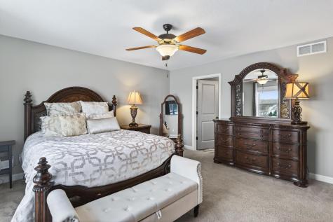 1999 Red Oak Path Shakopee MN 55379