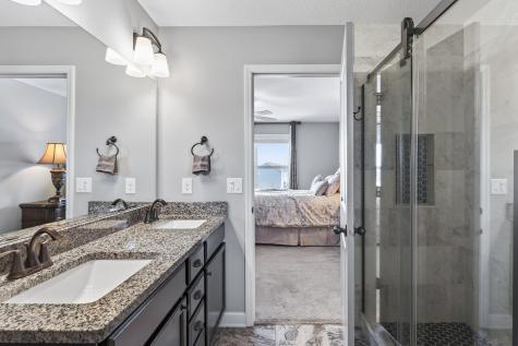 1999 Red Oak Path Shakopee MN 55379