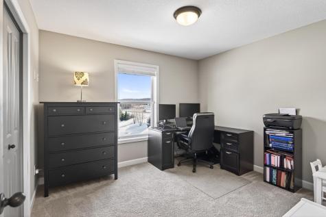 1999 Red Oak Path Shakopee MN 55379