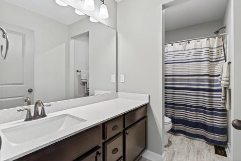 1999 Red Oak Path Shakopee MN 55379