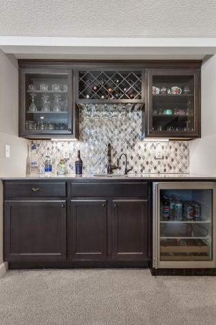 1999 Red Oak Path Shakopee MN 55379
