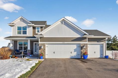 1999 Red Oak Path Shakopee MN 55379