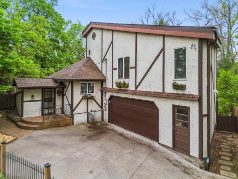 1 Tip Top Lane Mahtomedi MN 55115