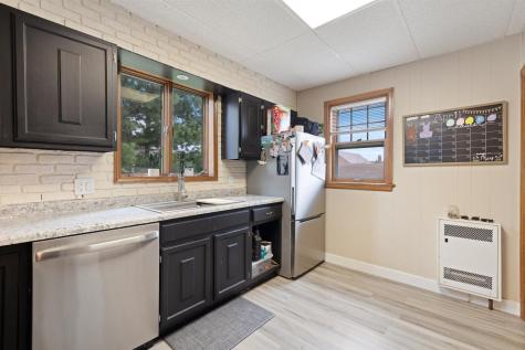 610 11th St S Virginia MN 55792