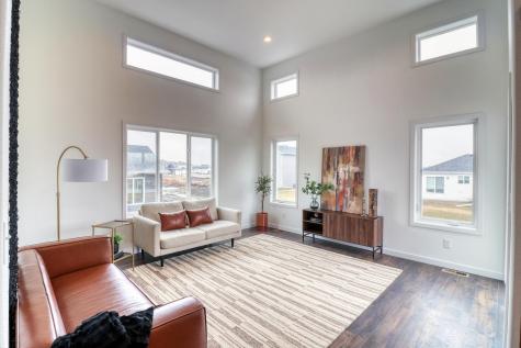 6727 Selkirk Drive S Fargo ND 58104