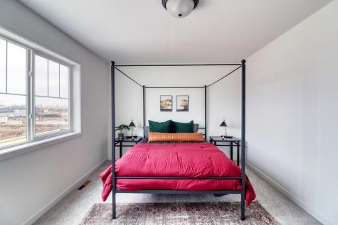 6727 Selkirk Drive S Fargo ND 58104