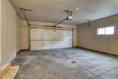 6727 Selkirk Drive S Fargo ND 58104