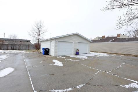 2366 20th Avenue S Fargo ND 58103