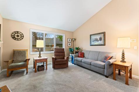 2116 Park Pointe Drive Northfield MN 55057