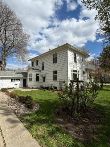 504 N Estey Street Luverne MN 56156