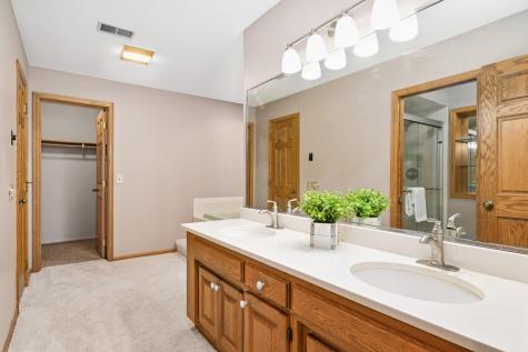 6050 Dallas Lane N Plymouth MN 55446