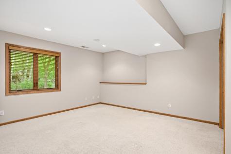 6050 Dallas Lane N Plymouth MN 55446