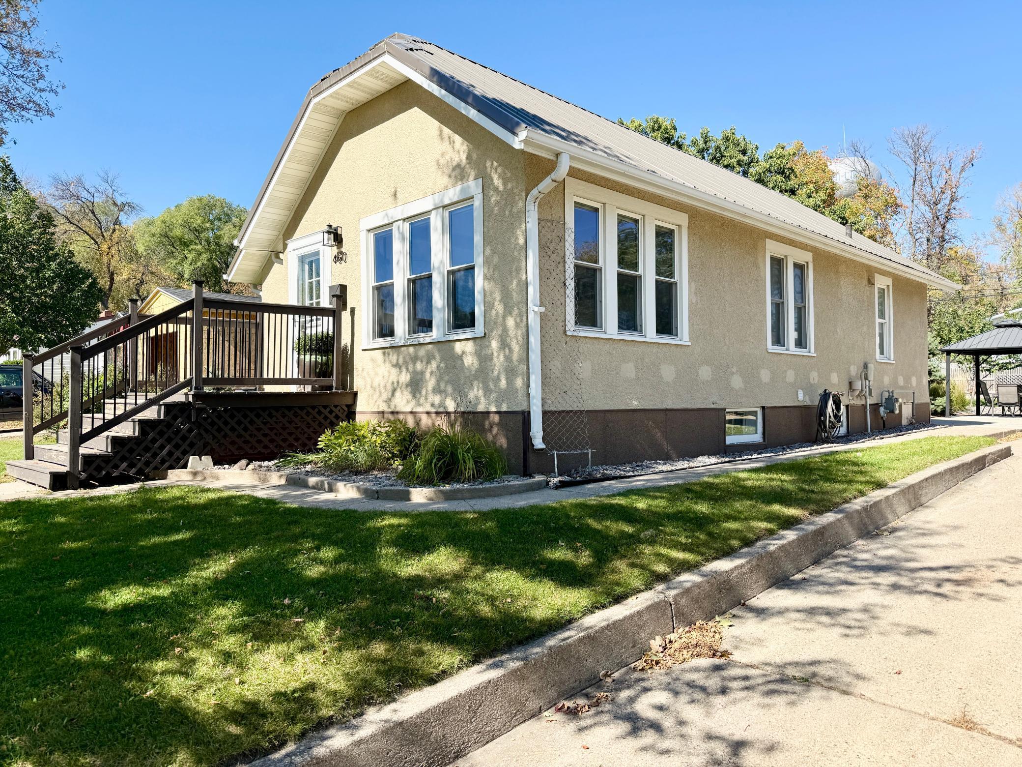 450 8th Street NW Valley City ND 58072
