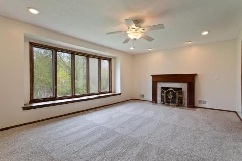1559 Mccarthy Road Eagan MN 55121