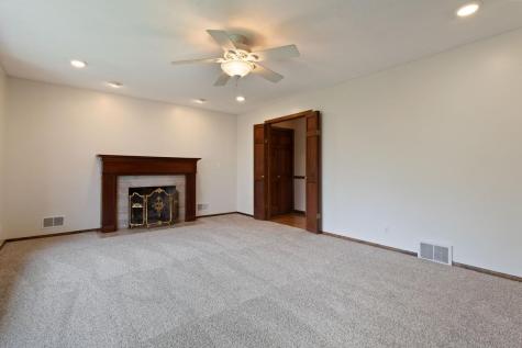 1559 Mccarthy Road Eagan MN 55121
