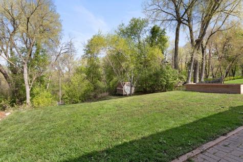 1559 Mccarthy Road Eagan MN 55121