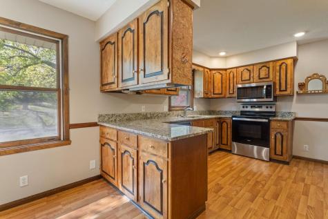1559 Mccarthy Road Eagan MN 55121