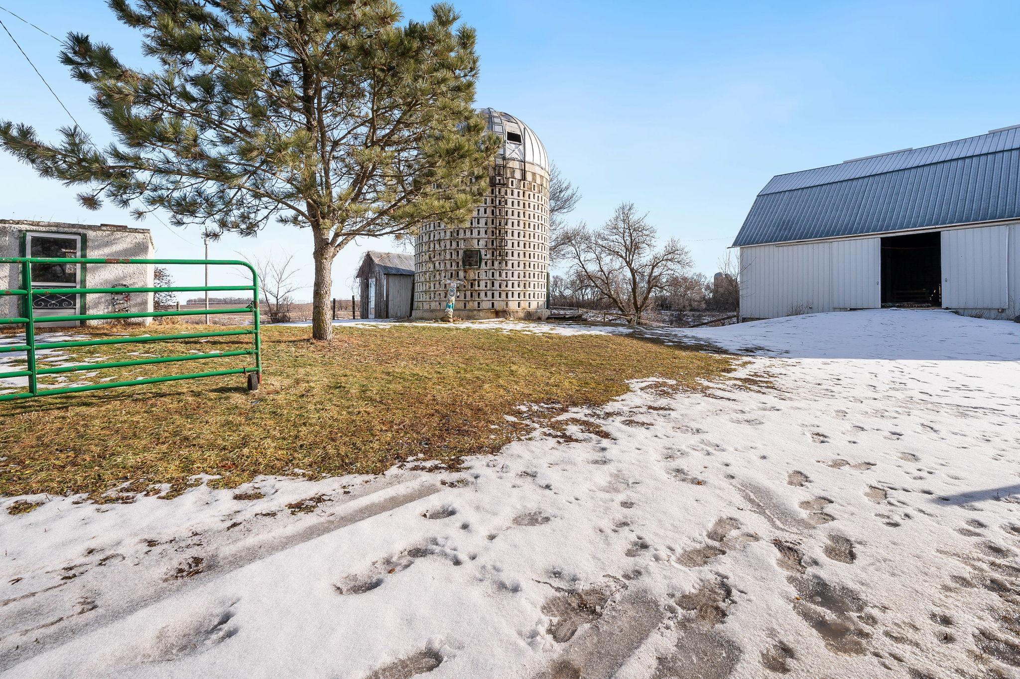 87225 600th Avenue Alpha MN 56111