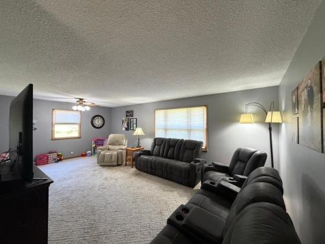 610 W Elizabeth Street Edgerton MN 56128