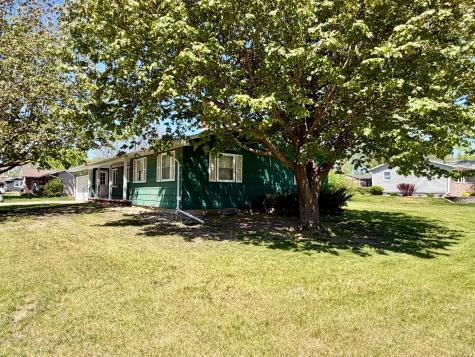 610 W Elizabeth Street Edgerton MN 56128