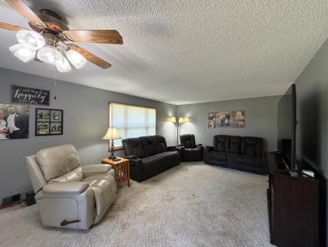 610 W Elizabeth Street Edgerton MN 56128