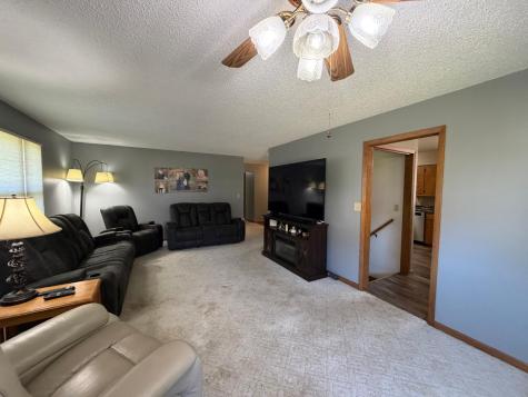 610 W Elizabeth Street Edgerton MN 56128