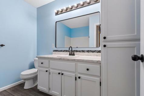 634 Roundhouse Street Shakopee MN 55379