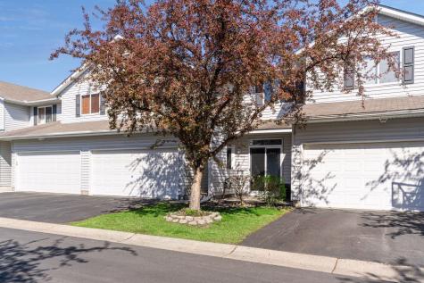 634 Roundhouse Street Shakopee MN 55379