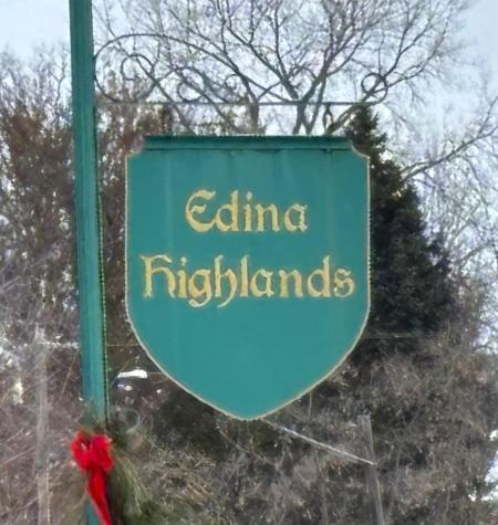 5252 Lochloy Drive Edina MN 55436