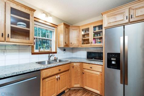 2326 26 1/2 Avenue S Fargo ND 58103